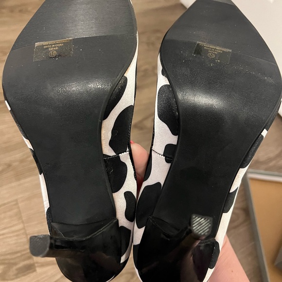 Cow print heels - Picture 6 of 6